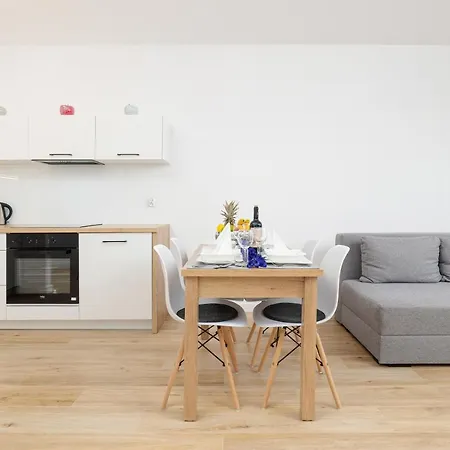 Apartamenty Nadbrzezna 250 M Do Plazy By Noclegi Renters Gaski  Exterior photo