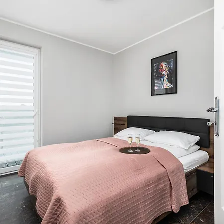 Apartamenty Nadbrzezna 250 M Do Plazy By Noclegi Renters Gaski  Exterior photo