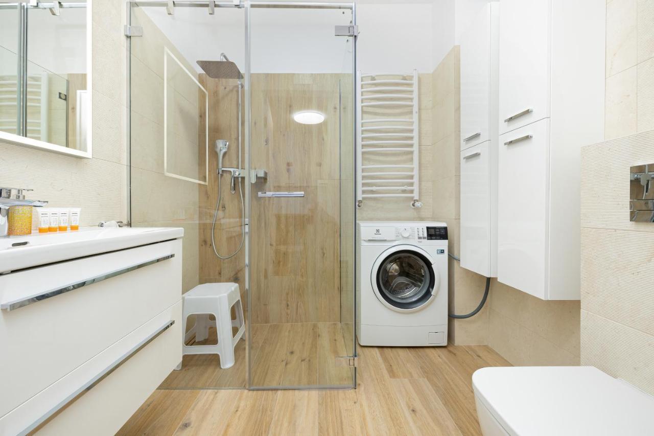 Nadbrzezna 250 M Do Plazy By Renters Apartment *