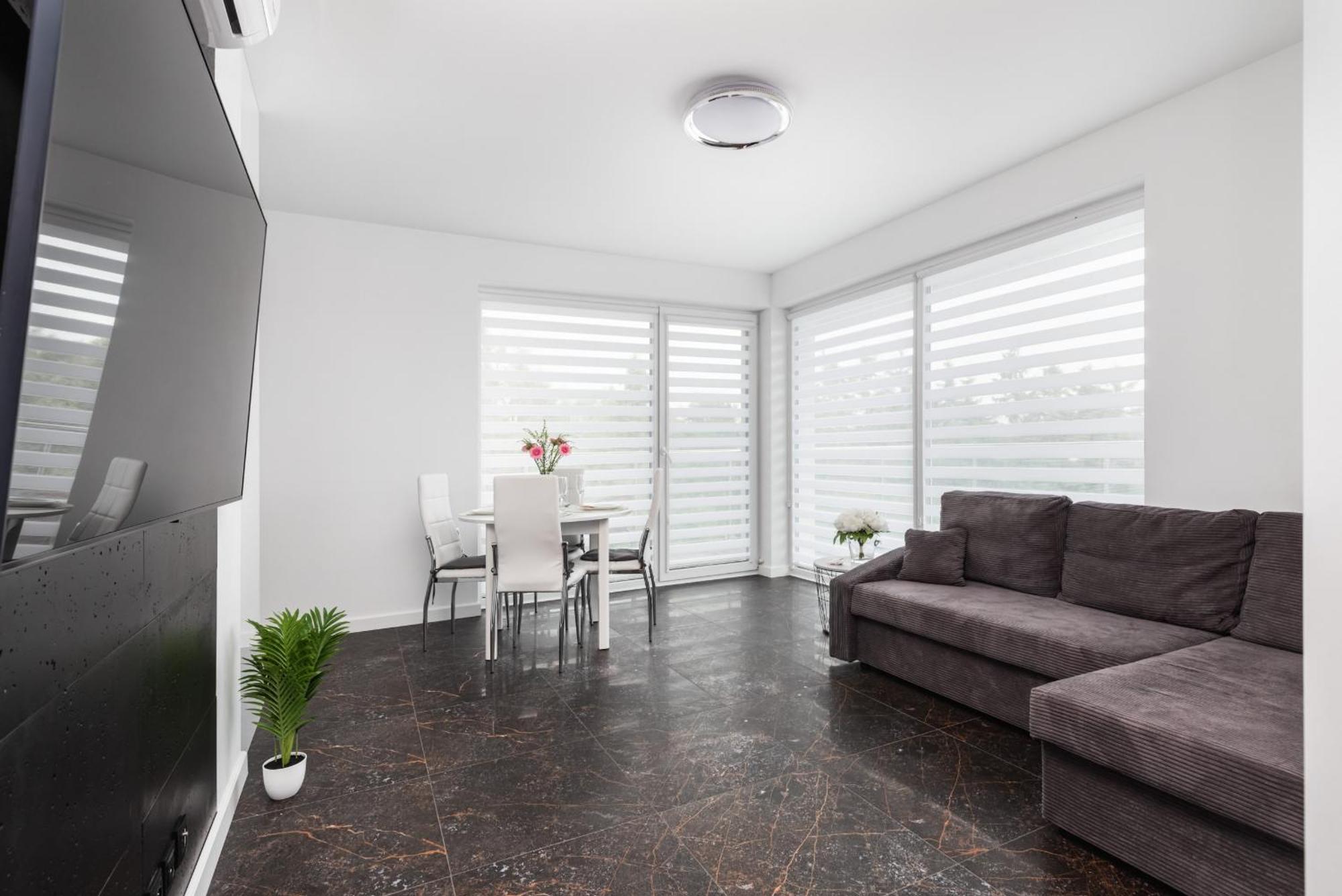 Apartment Nadbrzezna 250 M Do Plazy By Renters *